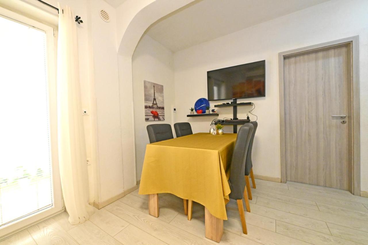 Апартаменты Apartman Blaz Пореч Экстерьер фото