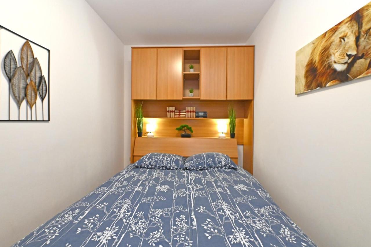 Апартаменты Apartman Blaz Пореч Экстерьер фото